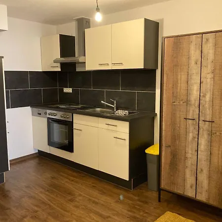 Wunderschoen Gelegene Im Zentrum Von *