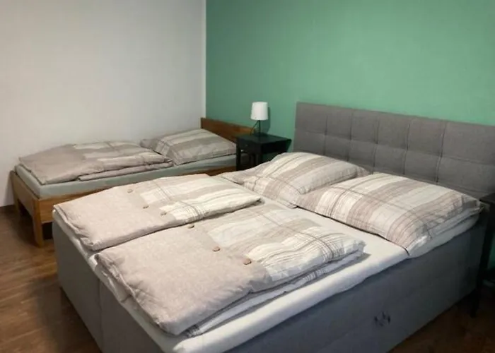 Wunderschoen Gelegene Im Zentrum Von Zell